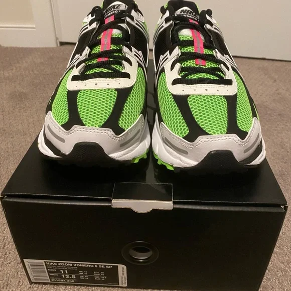 Nike Vomero 5 - Picture 2 of 5